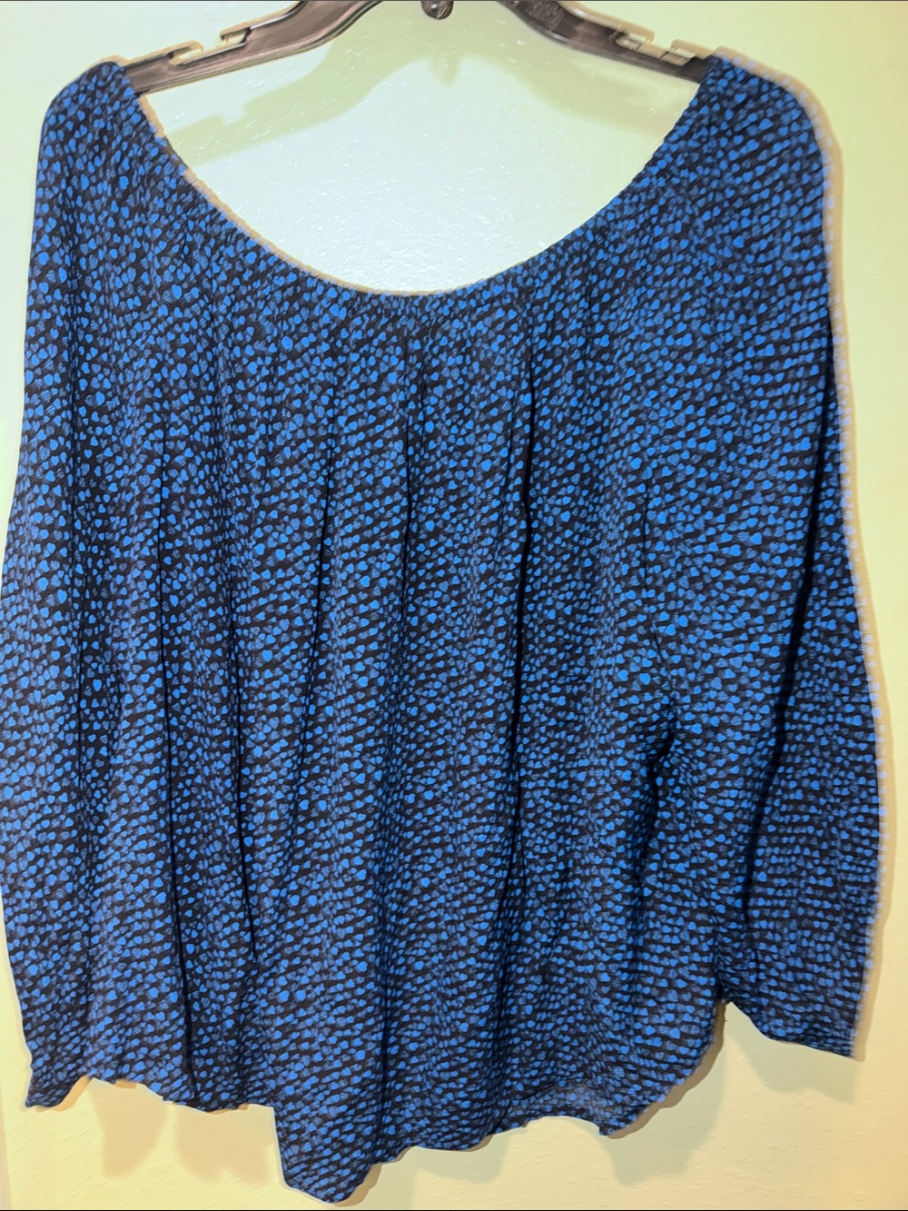 GAP Blue and black heart 🖤